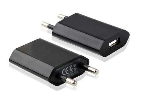 USB síťový adaptér - AR-1000 - Univerzální nabíječka, 5V/1A - černý