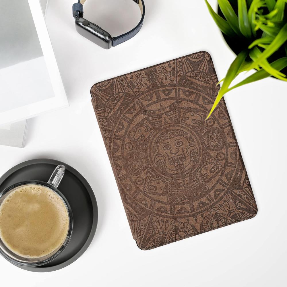 Pouzdro KW Mobile - Mayan Calendar - KW5625810 - pro Amazon Kindle Paperwhite 5 (2021) - hnědé