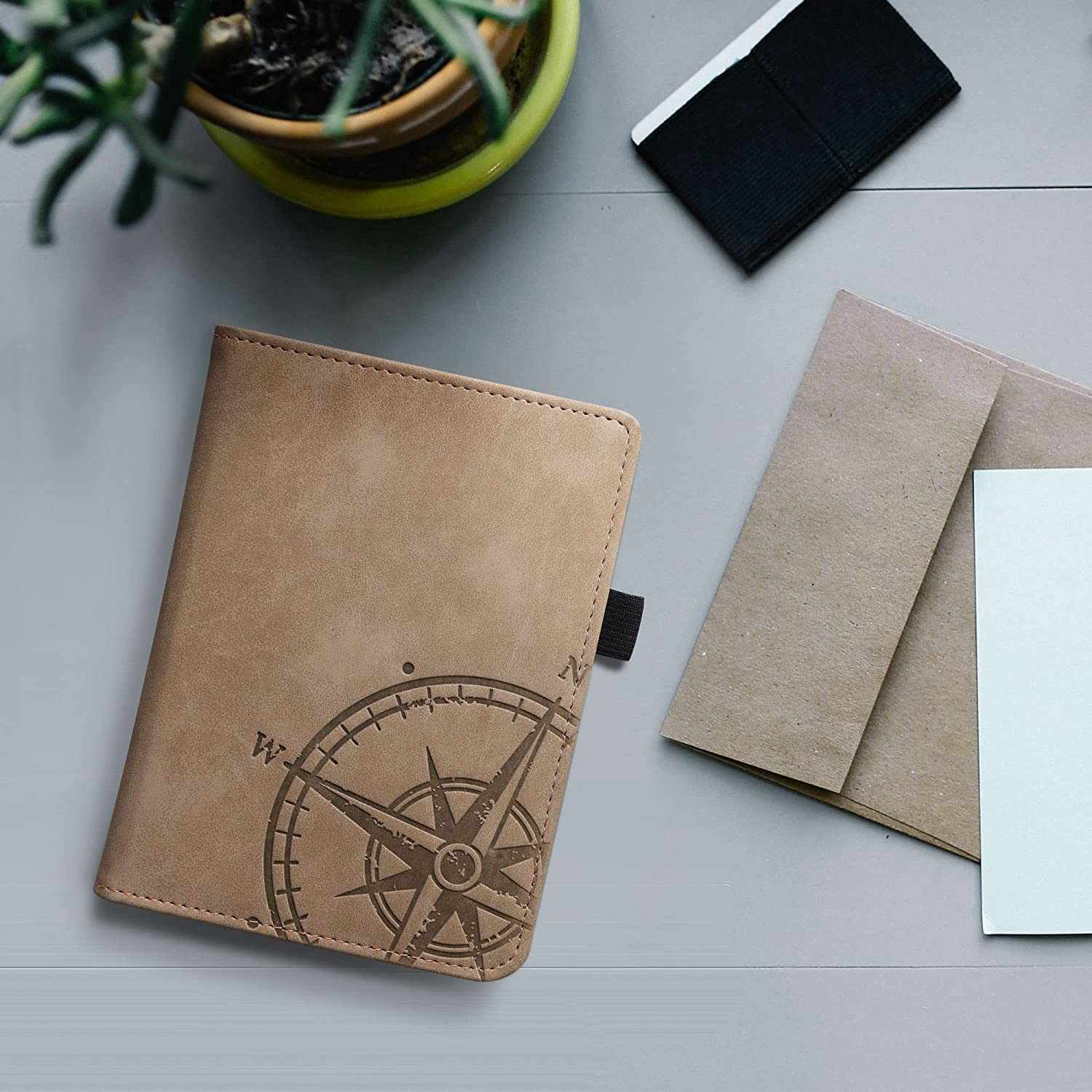 Pouzdro KW Mobile Navigational Compass - KW5626701 - pro Amazon Kindle Paperwhite 4 (2018) - hnědé