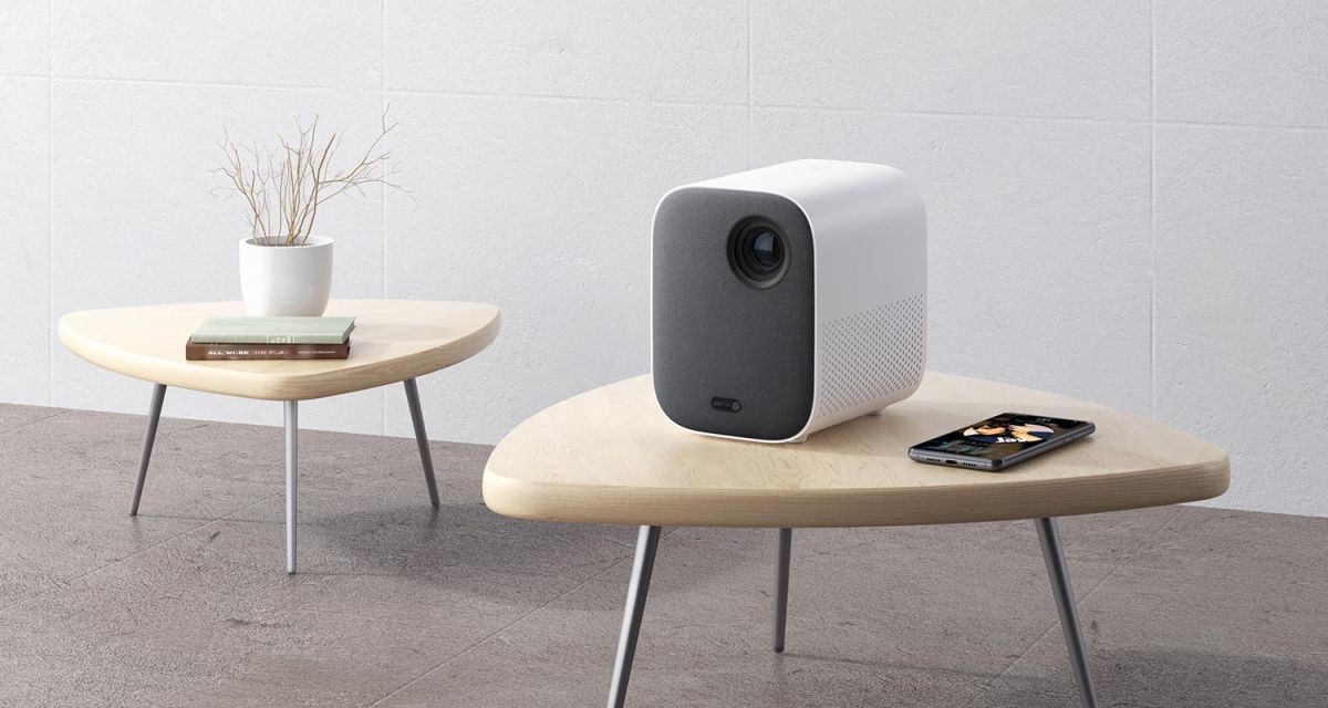 Xiaomi Mi Smart Compact Projector - bílý