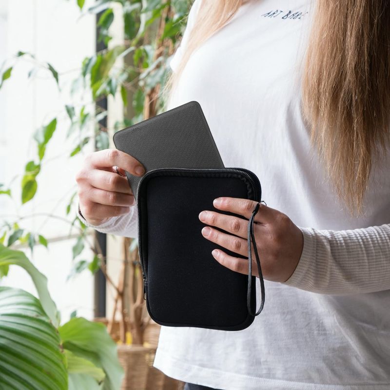 Pouzdro KW Mobile Neoprene Zipper - KW5901501 - Univerzální pouzdro pro čtečky 6-7" - Cosmic Nature