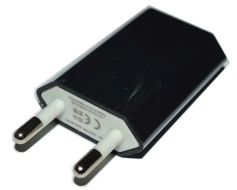 USB síťový adaptér - AR-1000 - Univerzální nabíječka, 5V/1A - černý