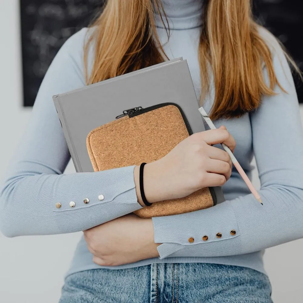 Pouzdro KW Mobile Cork Zipper - KW5901424 - Univerzální pouzdro pro čtečky 6-7" - hnědé